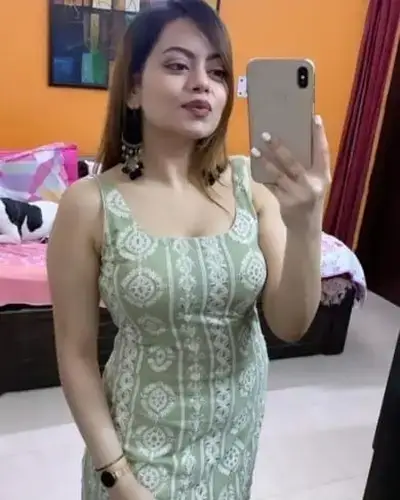 Call Girl in Hnahthial
