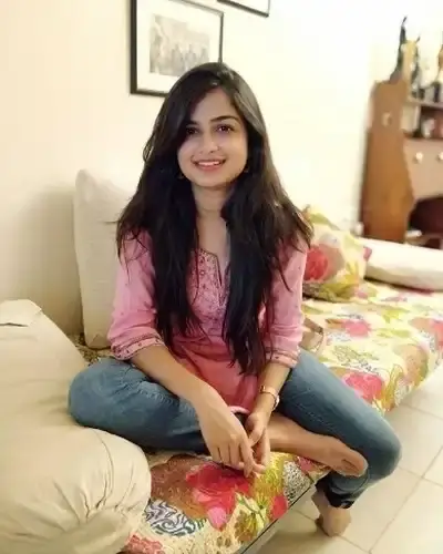 Hnahthial Escorts